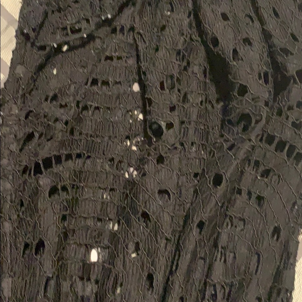 1 DAY SALE LAST 1️⃣ 😍 Black Crotchet Romper 😍 - Picture 6 of 6